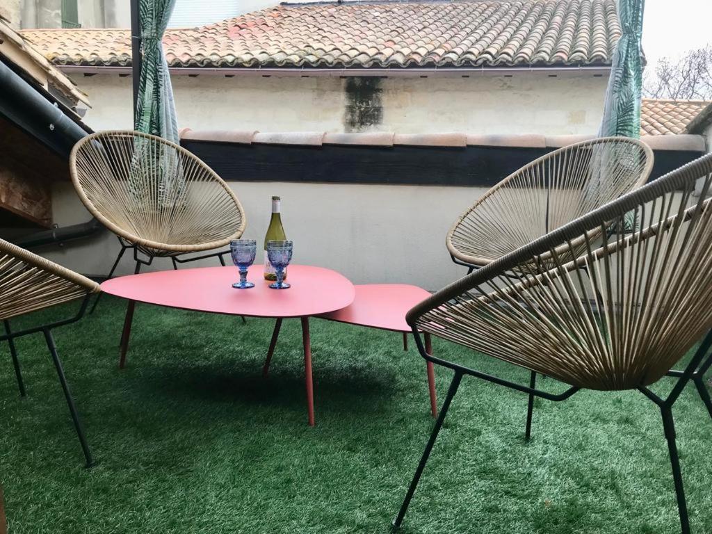 Le 6 Bis By Les Cailloux Dores * Uzès